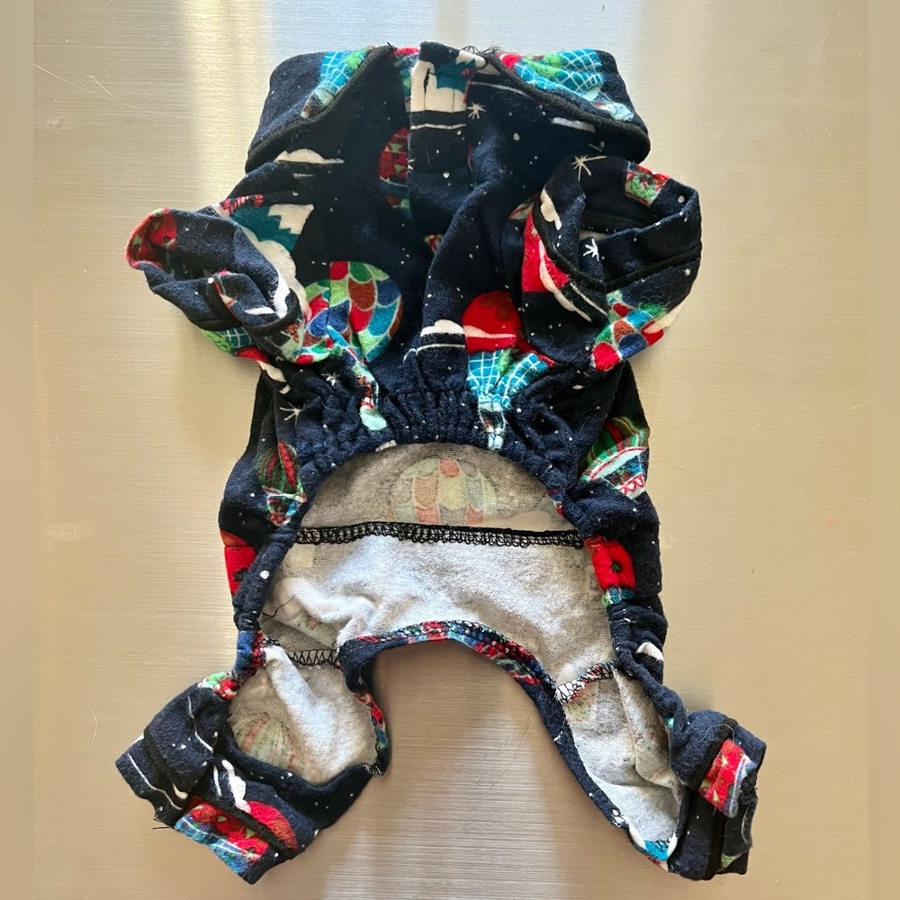Super Cute Doggie Pajamas with Balloon Print XS